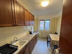 Lacul Tei, Teiul Doamnei 6 minute Parc Tei/Facultatea de Constructii